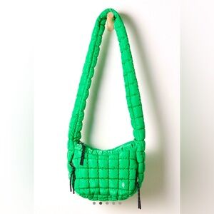 *NWT* FREE PEOPLE MOVEMENT Quilted Baby Carryall Slingbag Crossbody Kelly Green